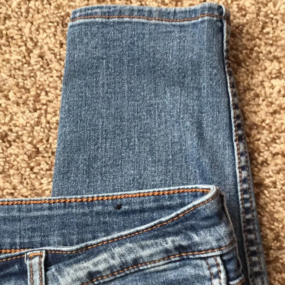 Jeans - Picture 3 of 4